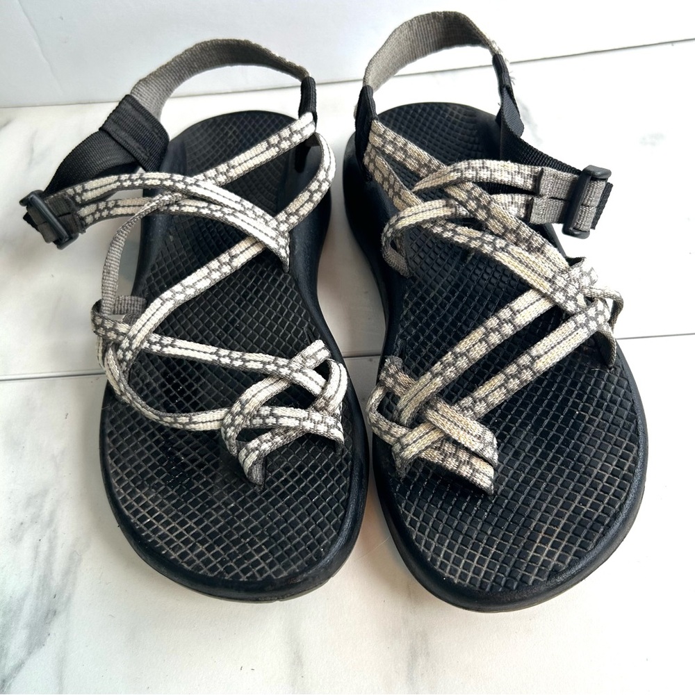 Chaco Women's Grey Patterned Vibram‎ ZX2 Classic Sandals in Size 8